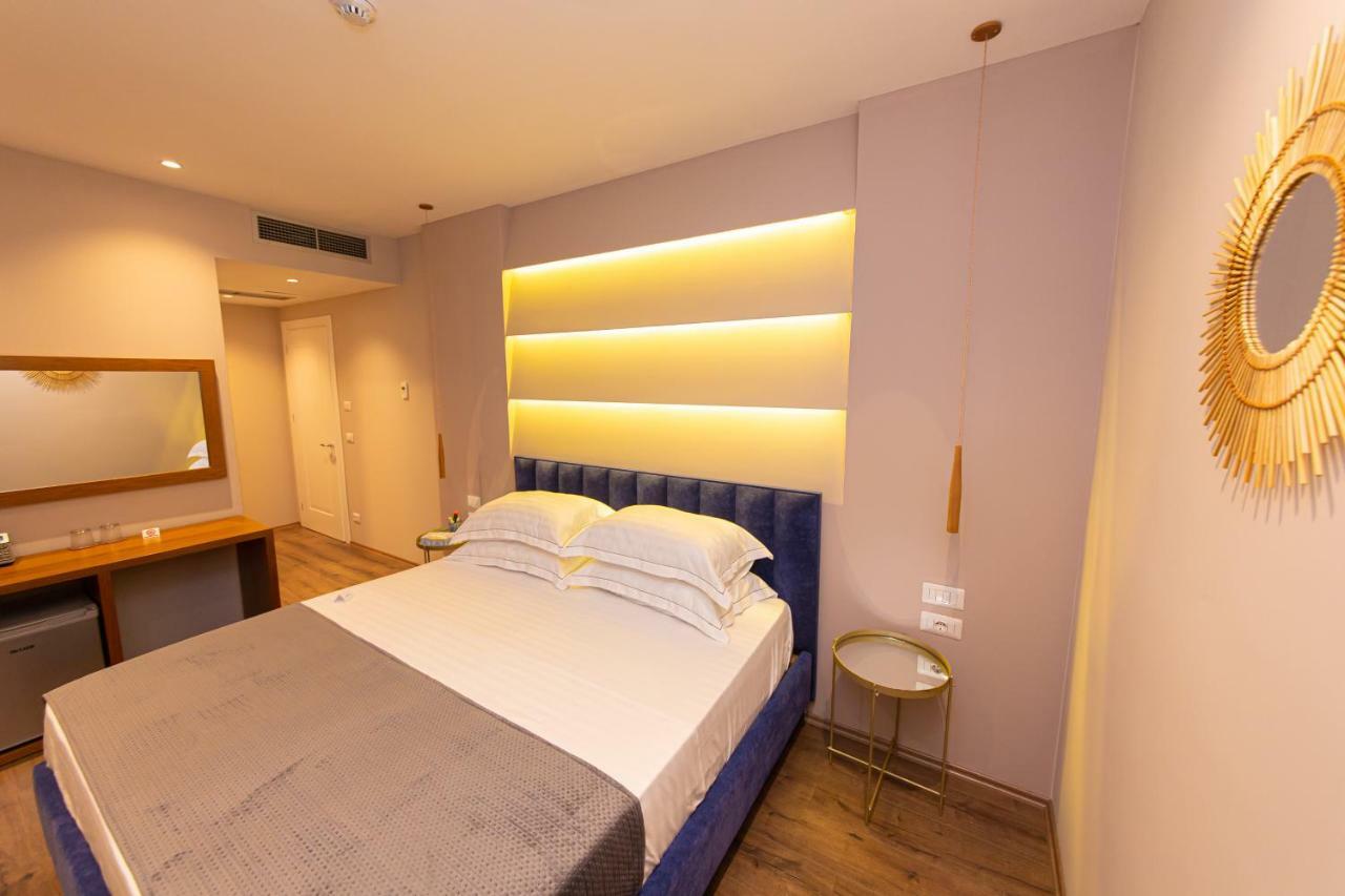 Light Hotel