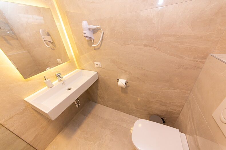 Light Hotel