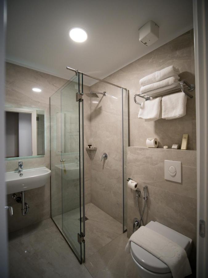 Hotel Light